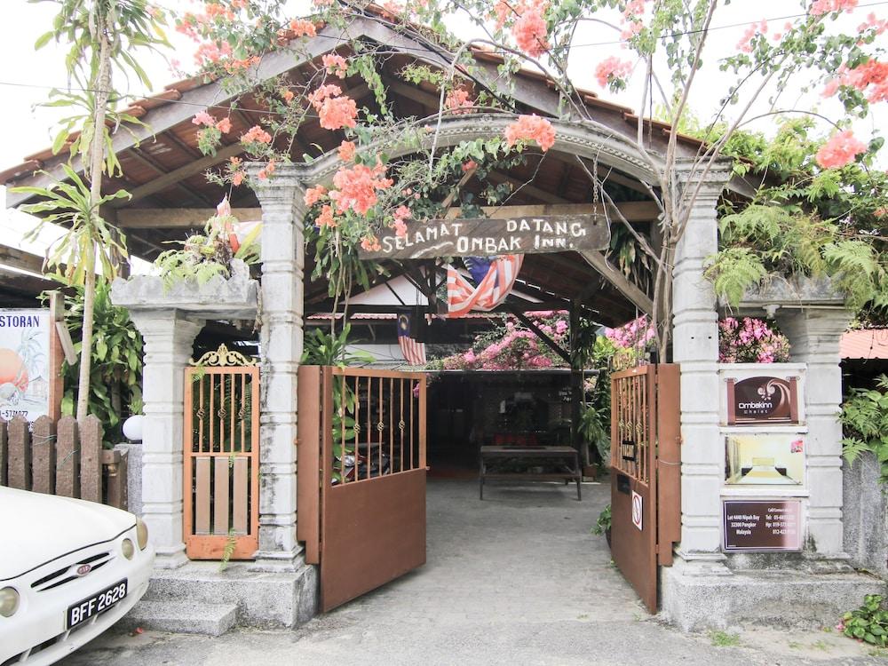 קמפונג טלוק ניפה Ombak Inn Chalet מראה חיצוני תמונה