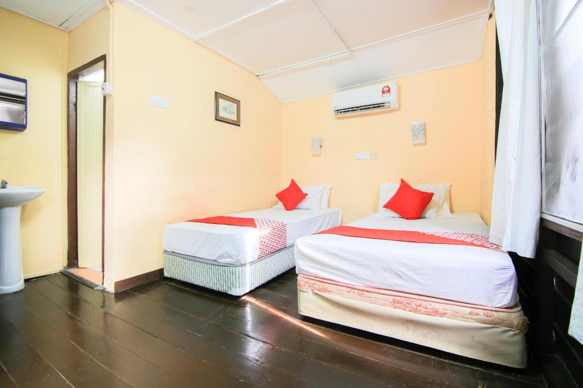 קמפונג טלוק ניפה Ombak Inn Chalet מראה חיצוני תמונה