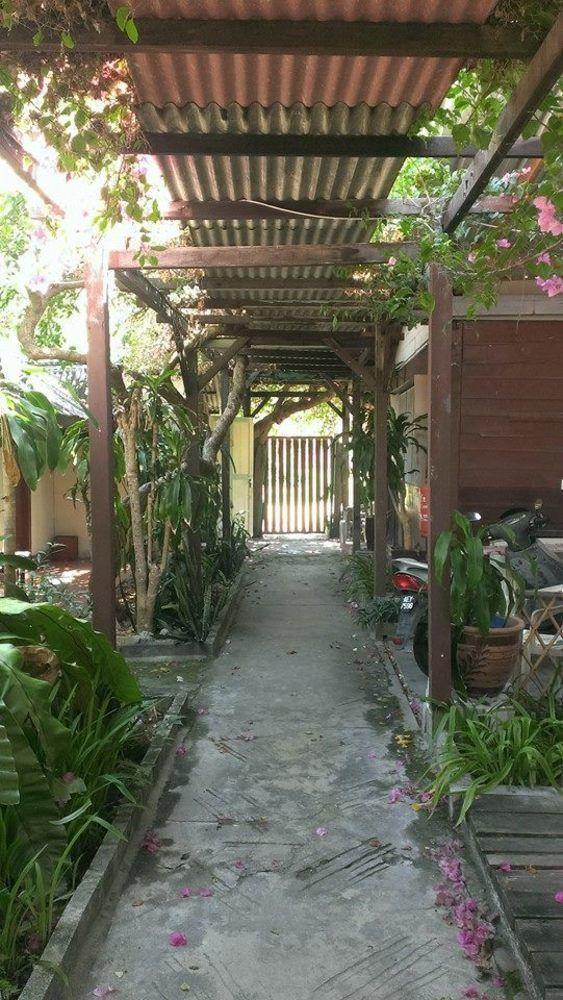 קמפונג טלוק ניפה Ombak Inn Chalet מראה חיצוני תמונה